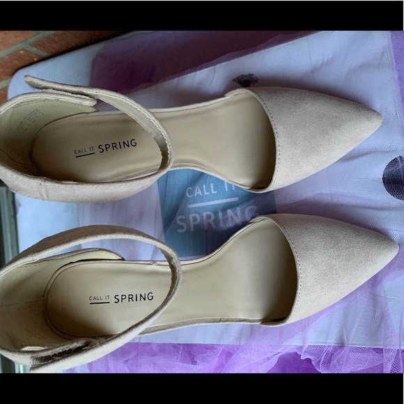 NIB⭐️Beige Ankle strap High Heel Pumps - Picture 4 of 4